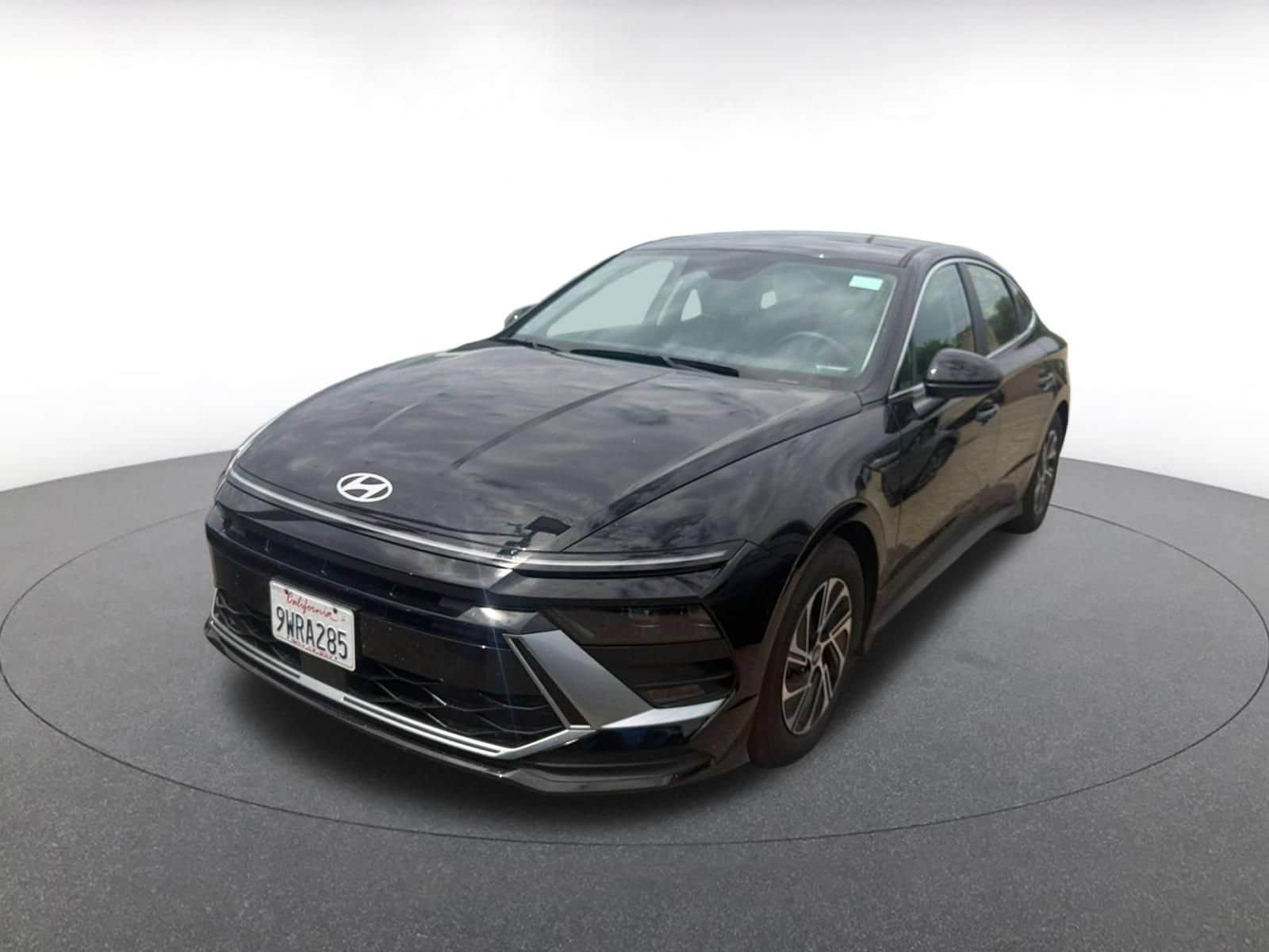 hyundai sonata hybrid 2026 KMHL24JJ6TA148640 image hyundai sonata hybrid 2026 KMHL24JJ6TA148640 image